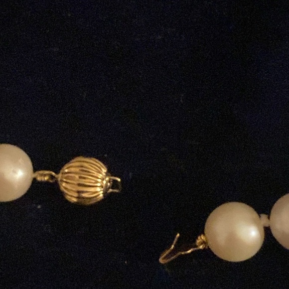 Pearl necklace with gold lock 14K beauty and elegance in 1 new w/white tag - Picture 11 of 12